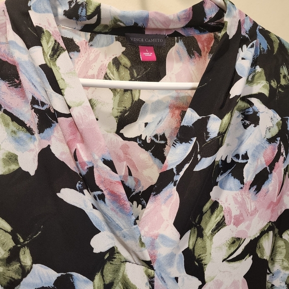 Vince Camuto Womens Floral Long Sleeves V Neck Blouse size S - Picture 4 of 10